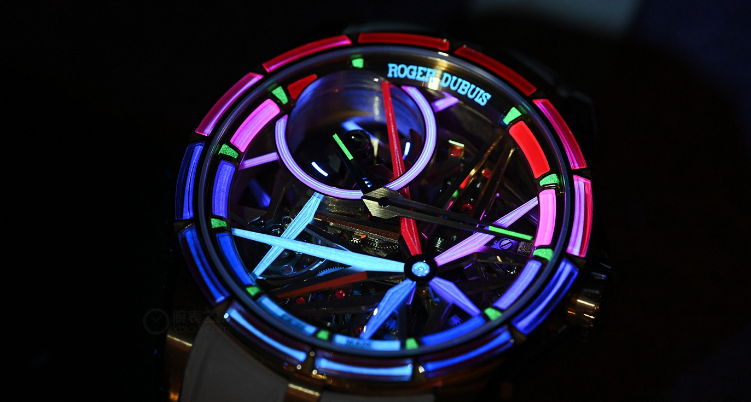 2023062003005795 - 羅傑杜彼創新的王者繫列霓虹Spin-Stone™腕錶